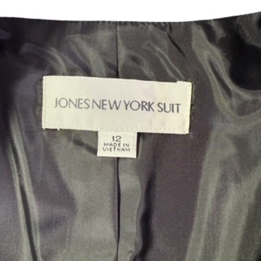 NWT Jones & Co Charcoal 2 pc Fully Lined Single Button Pantsuit Size 12 - Picture 5 of 15